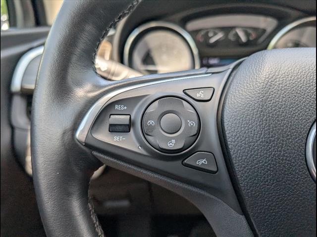 Vehicle image 13 of 20