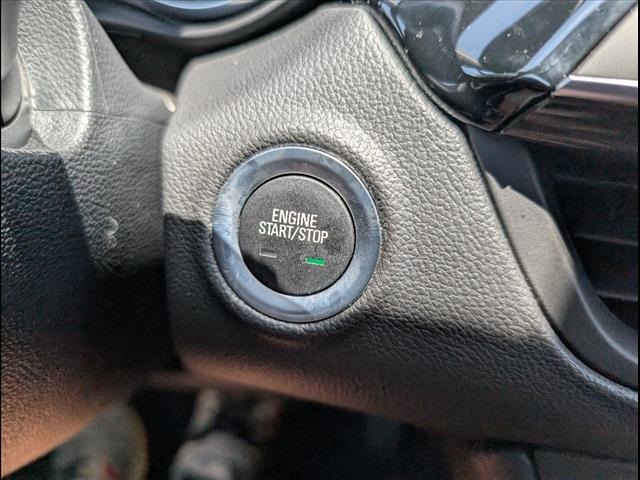 Vehicle image 19 of 20