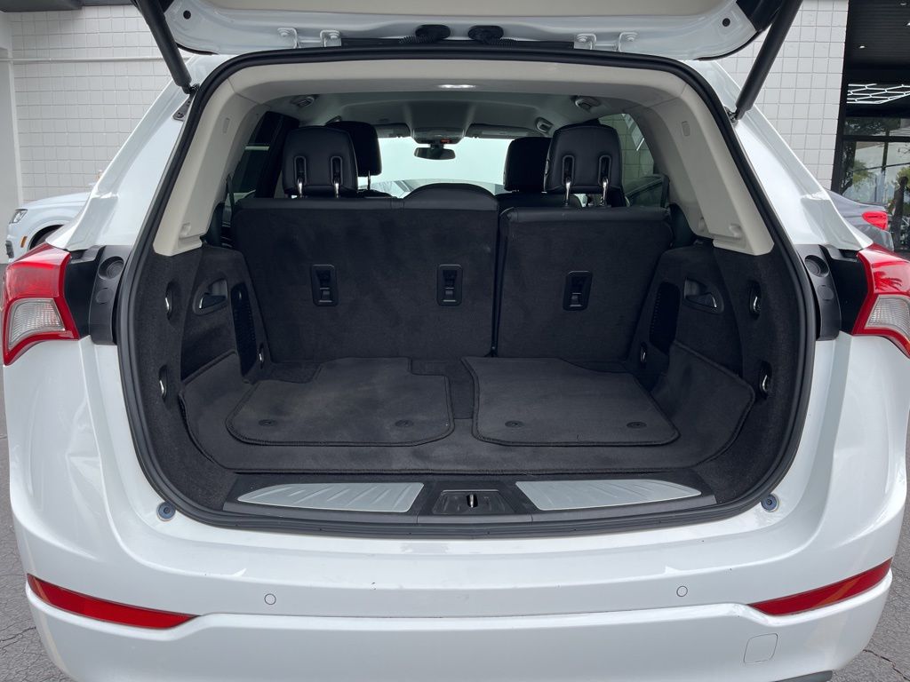 Vehicle image 19 of 20