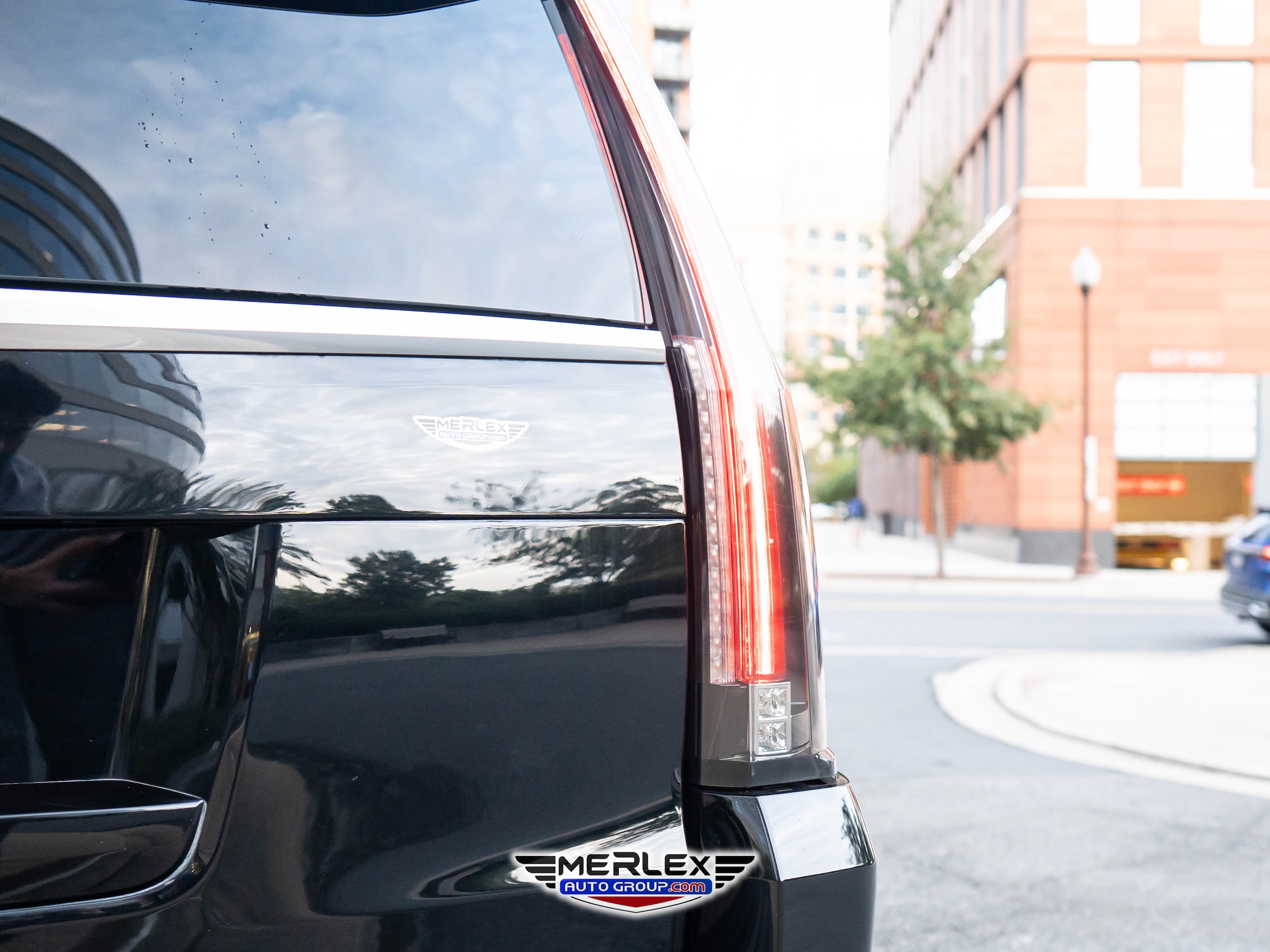 2019 Cadillac Escalade ESV Platinum Image 40 of 51