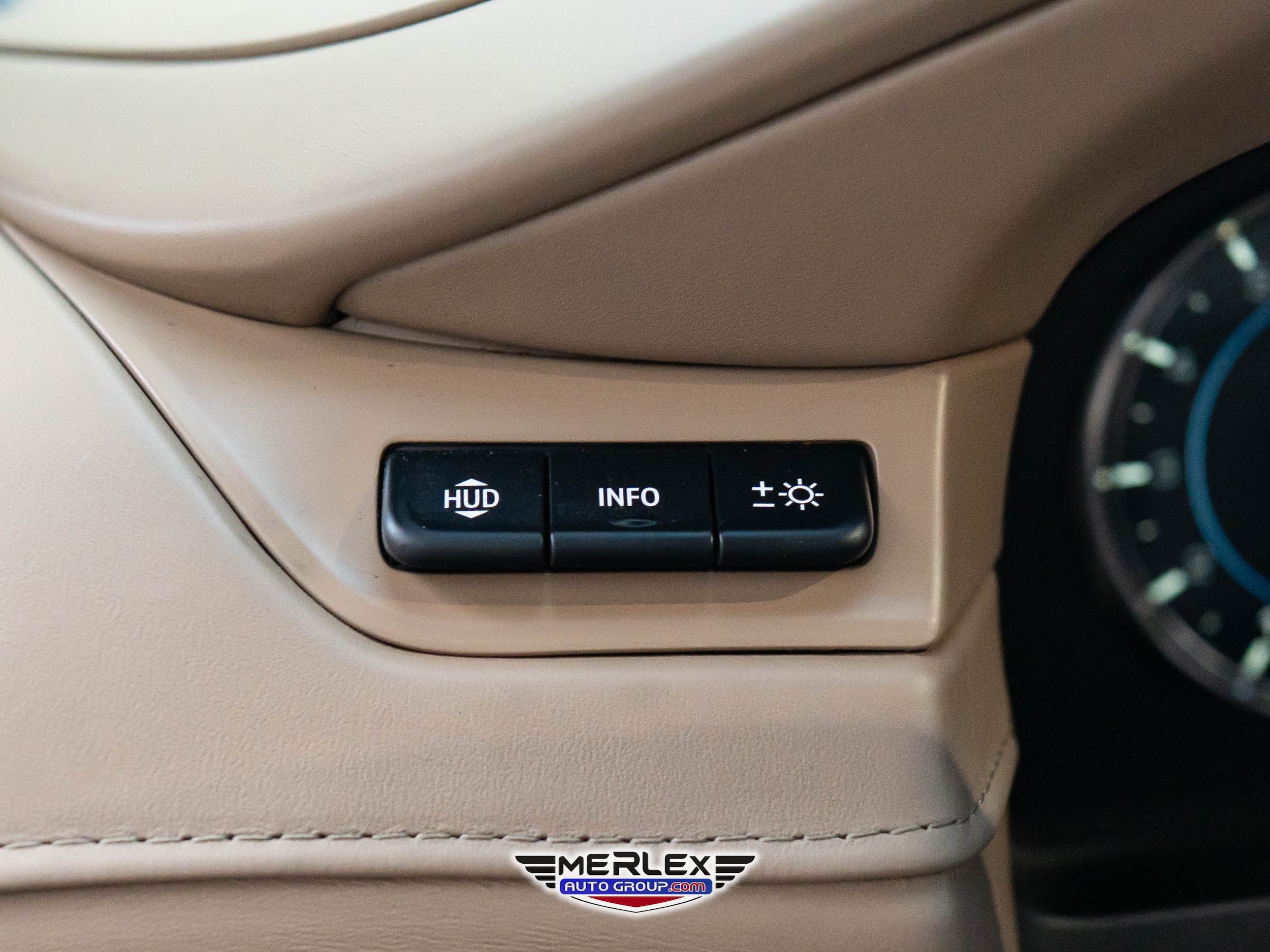 2019 Cadillac Escalade ESV Platinum Image 45 of 51