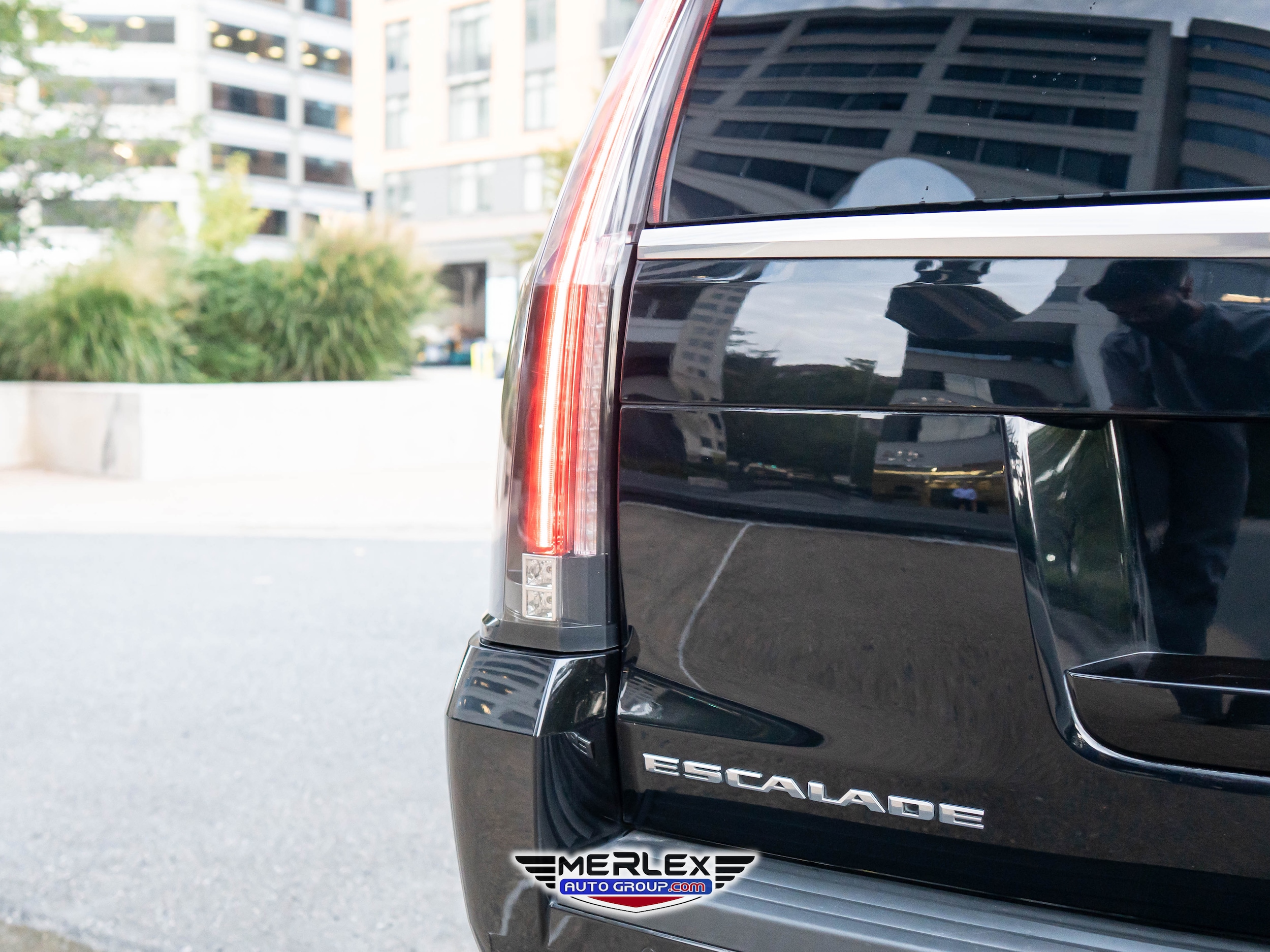 2019 Cadillac Escalade ESV Platinum Image 36 of 51