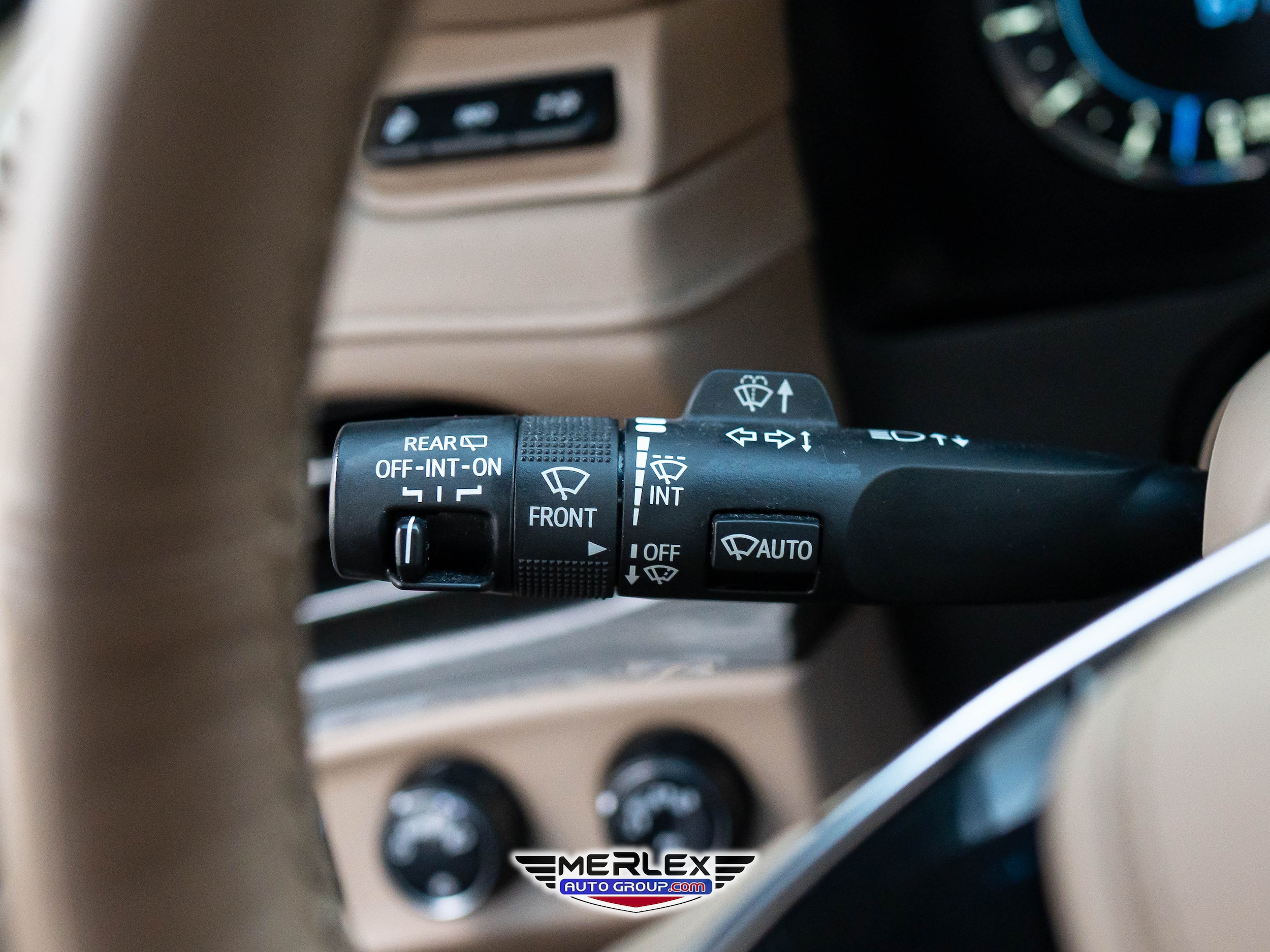 2019 Cadillac Escalade ESV Platinum Image 37 of 51