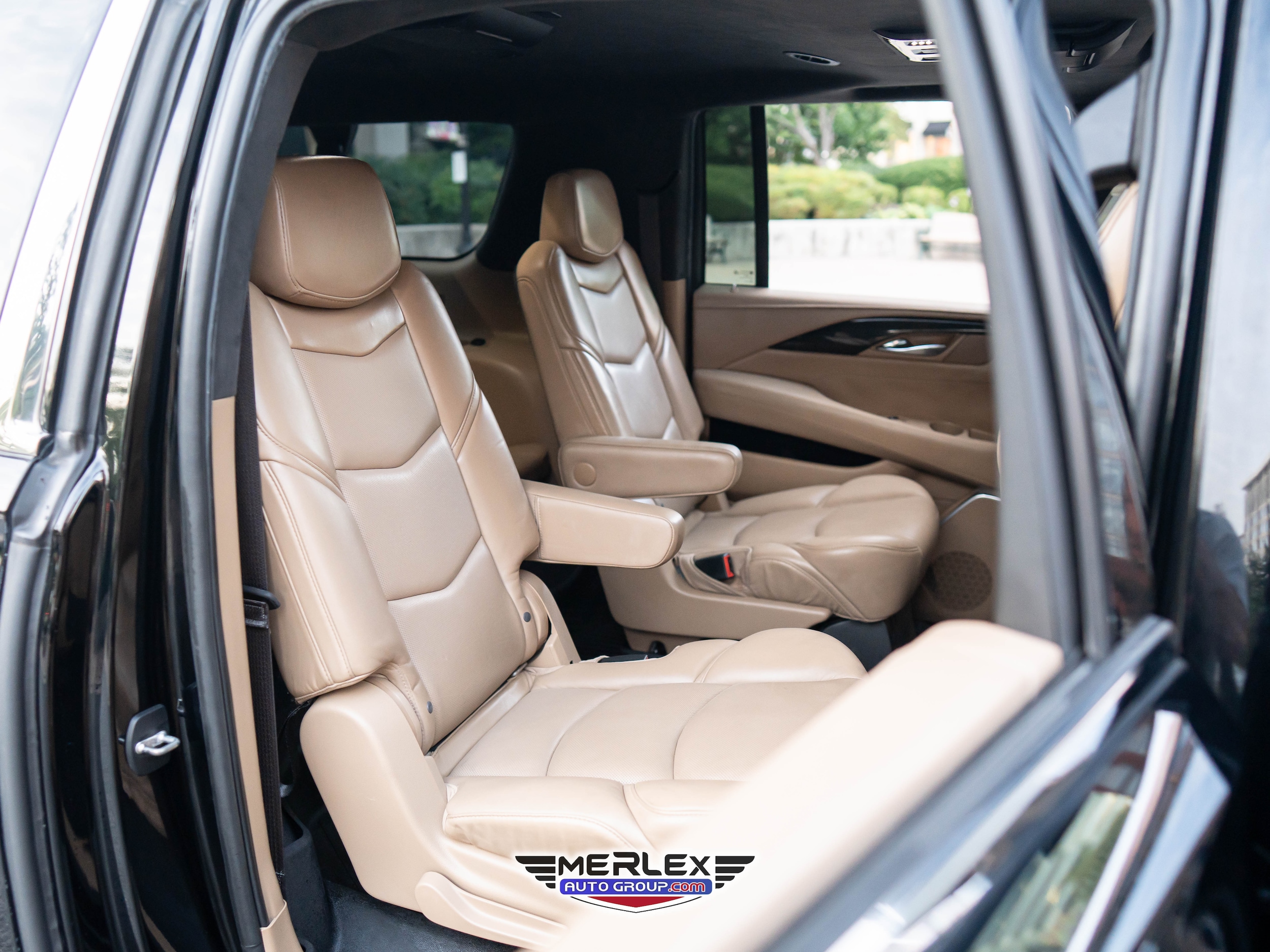 2019 Cadillac Escalade ESV Platinum Image 14 of 51