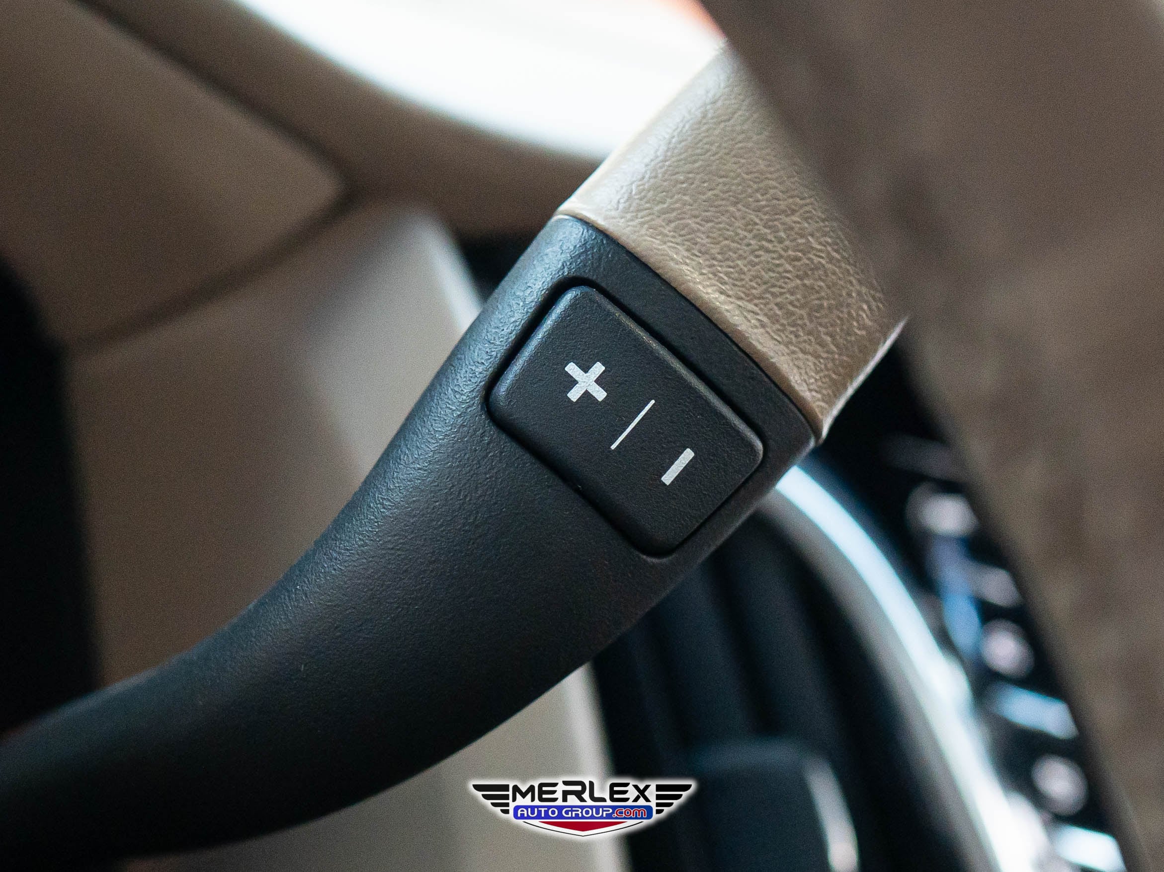 2019 Cadillac Escalade ESV Platinum Image 33 of 51