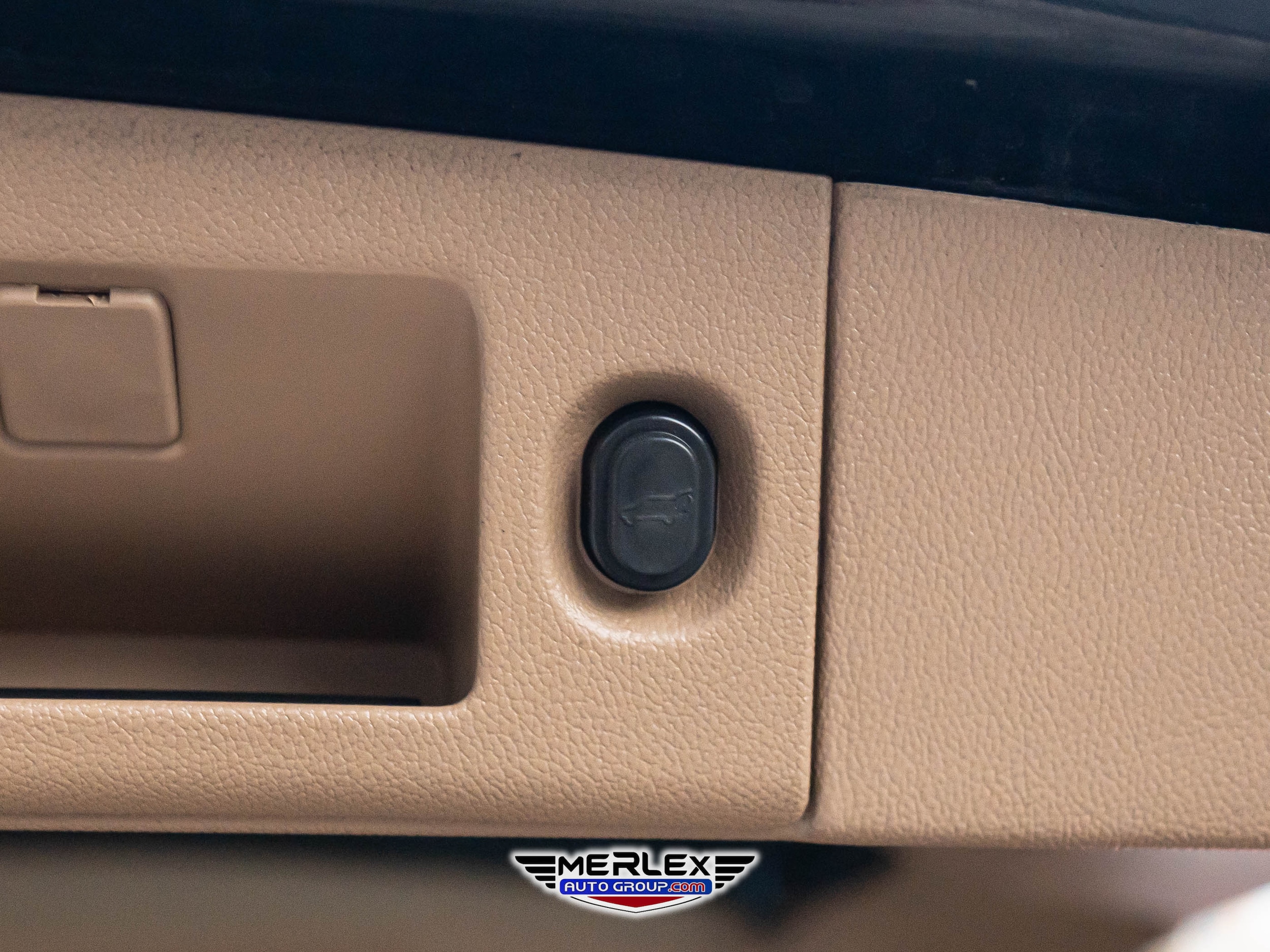 2019 Cadillac Escalade ESV Platinum Image 44 of 51