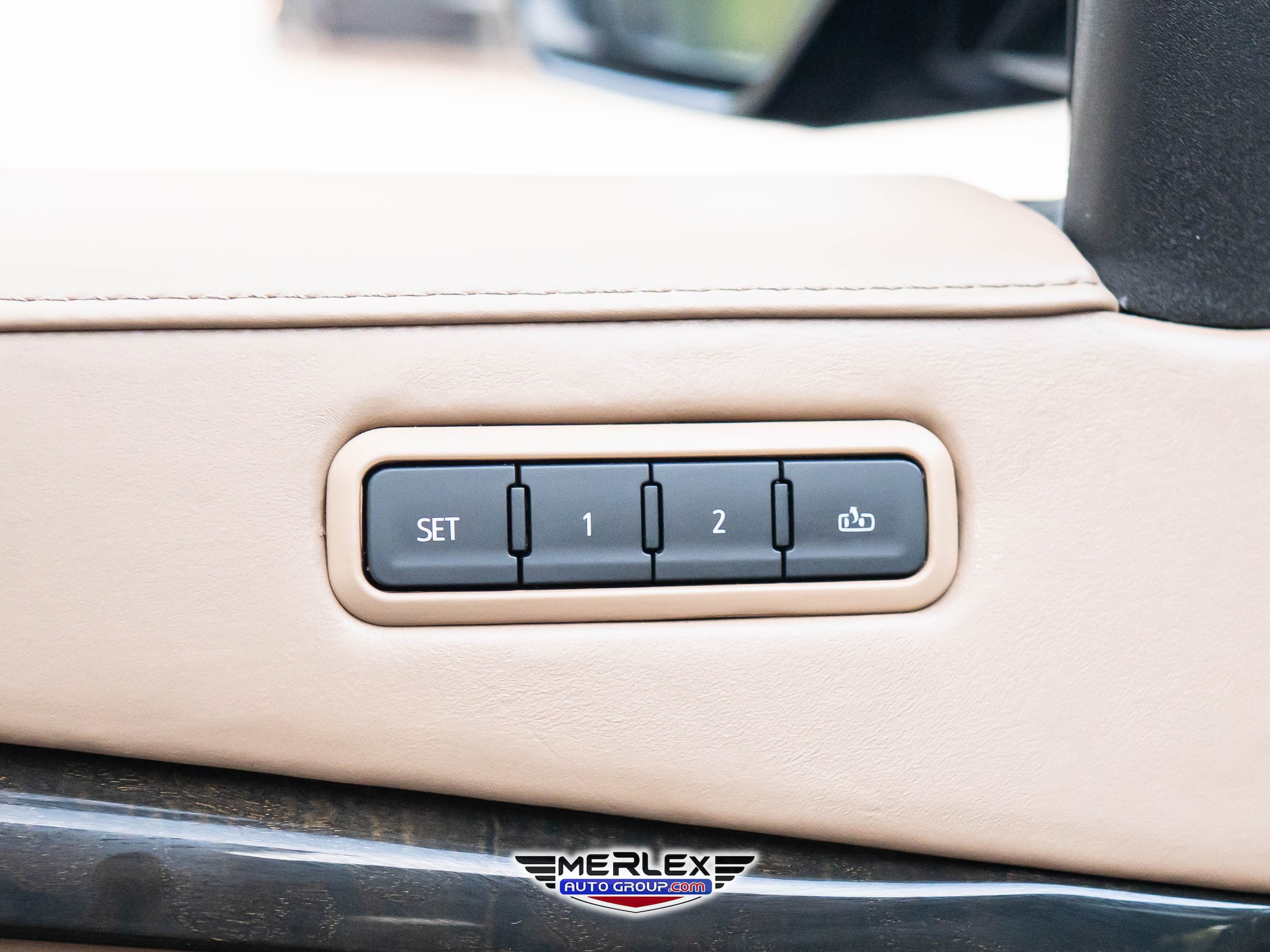 2019 Cadillac Escalade ESV Platinum Image 48 of 51