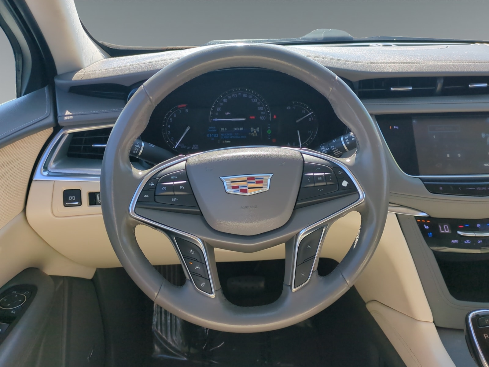 Vehicle image 12 of 15