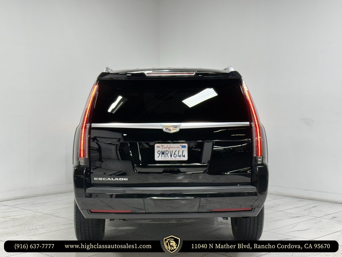 Vehicle image 9 of 47