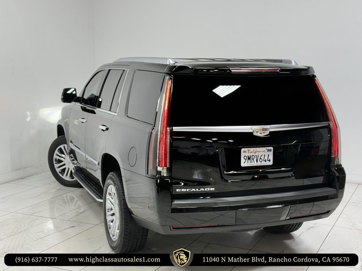 Vehicle image 11 of 47
