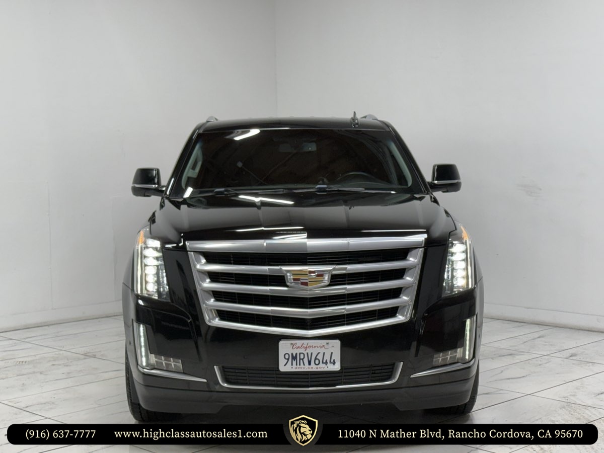 Vehicle image 3 of 47