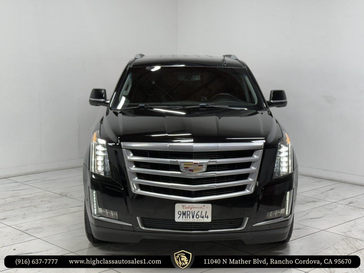 Vehicle image 4 of 47