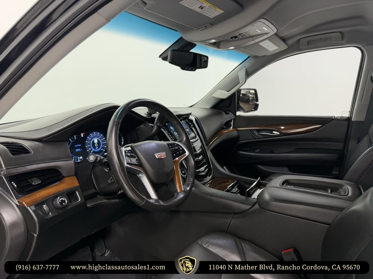 Vehicle image 15 of 47