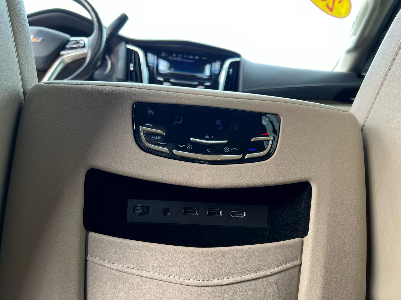 Vehicle image 26 of 34