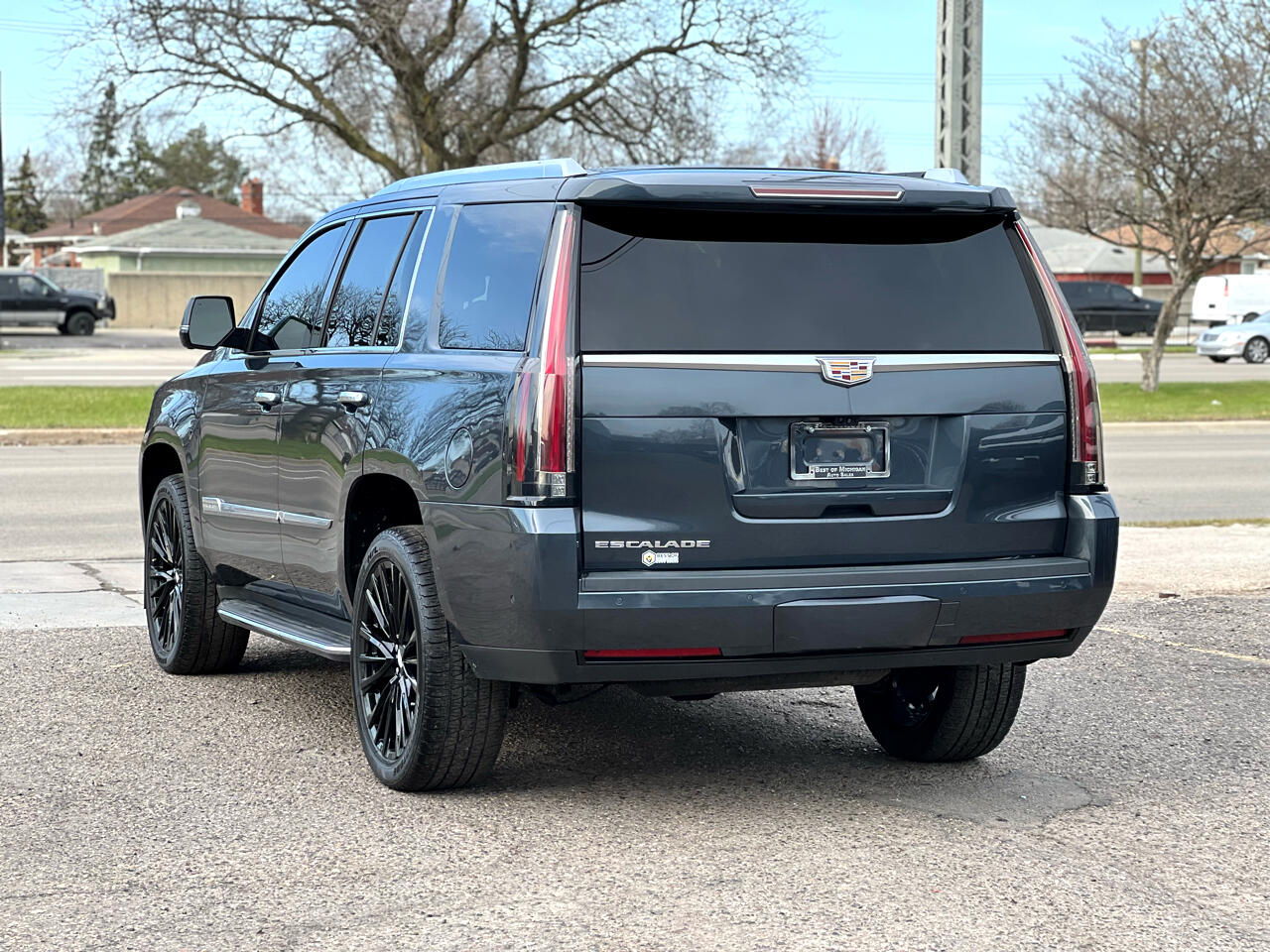 Vehicle image 8 of 34