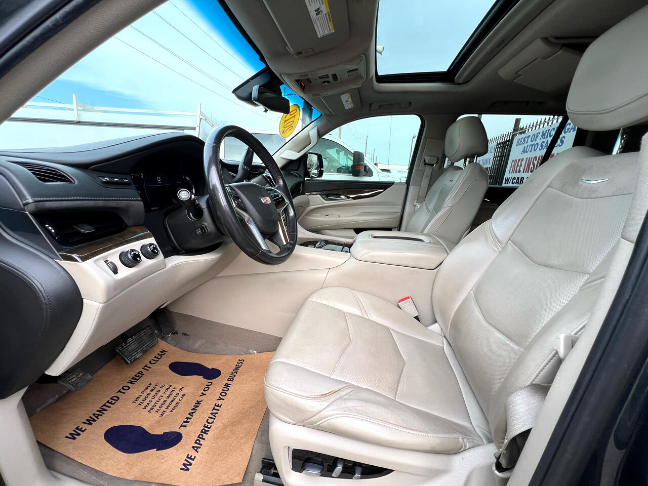 Vehicle image 15 of 34