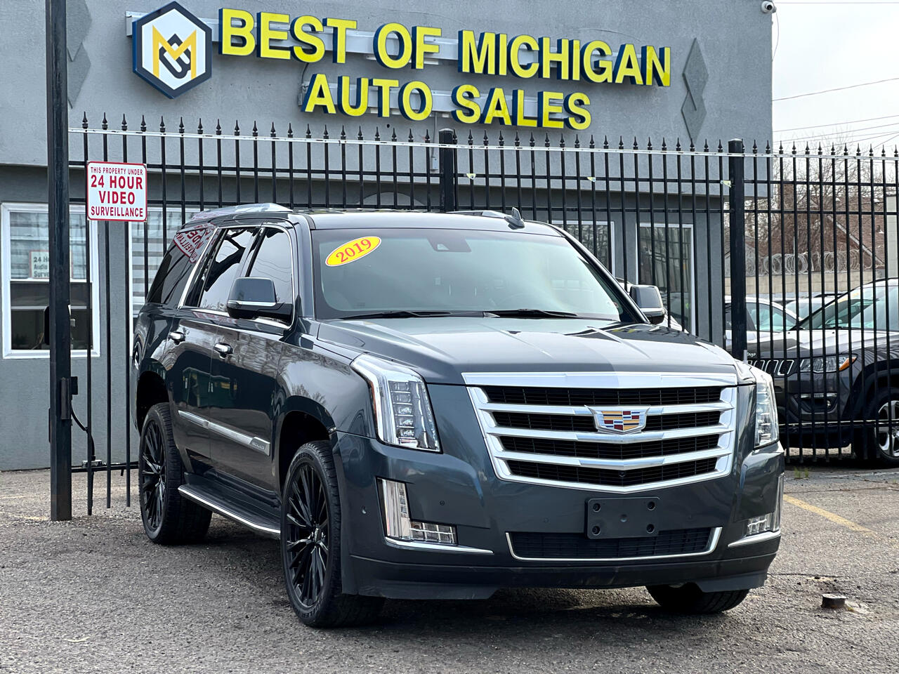 Vehicle image 3 of 34