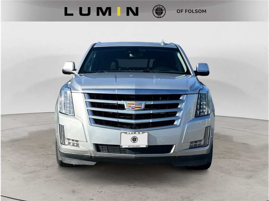 Vehicle image 2 of 25