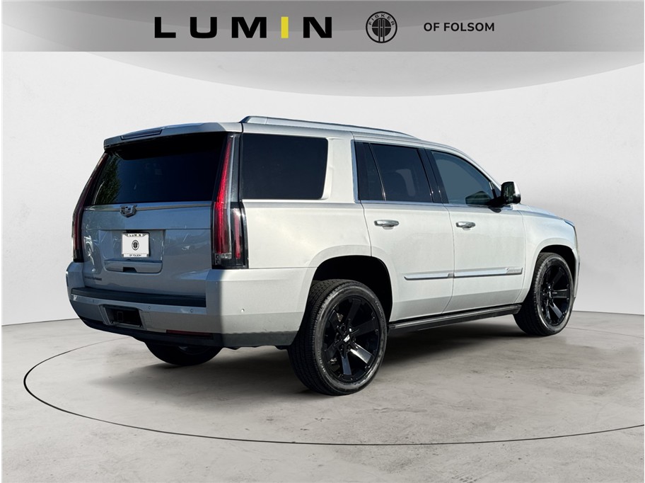 Vehicle image 5 of 25