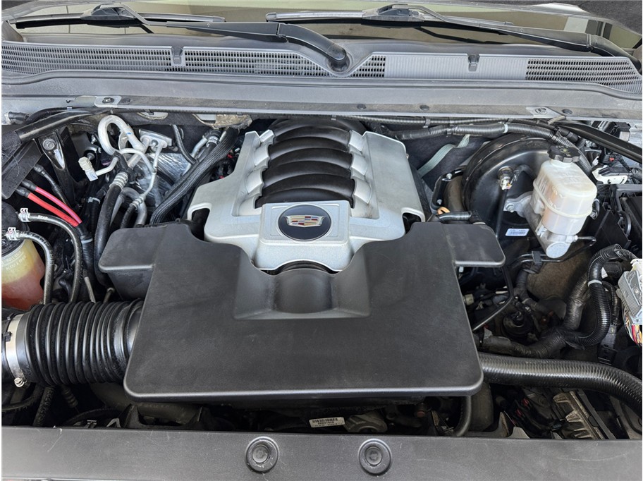 Vehicle image 9 of 25