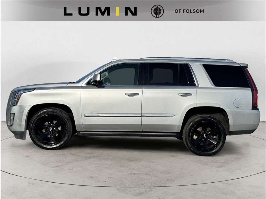 Vehicle image 8 of 25