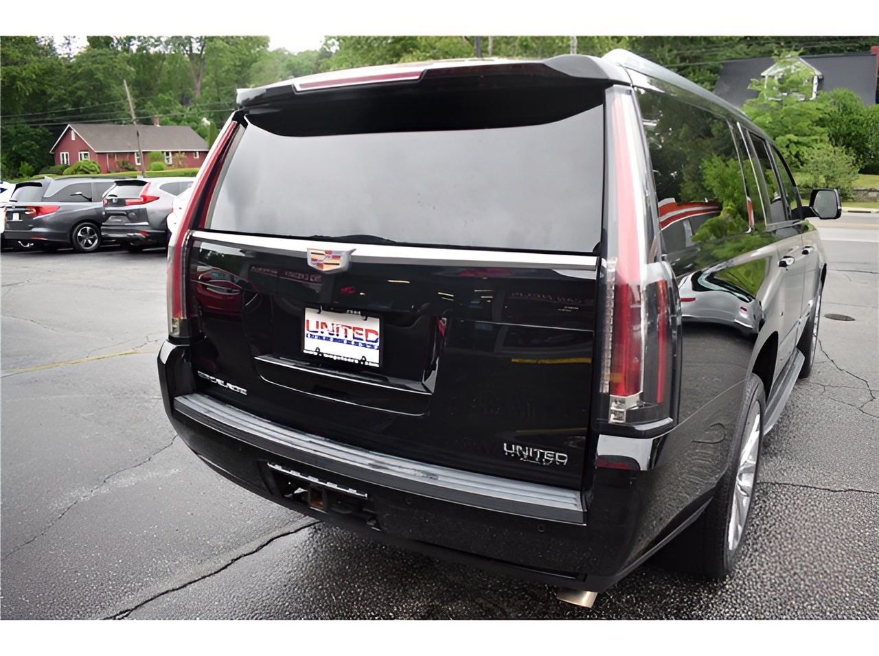 Vehicle image 42 of 46