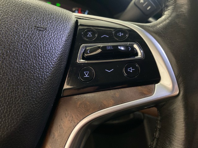 Vehicle image 20 of 24