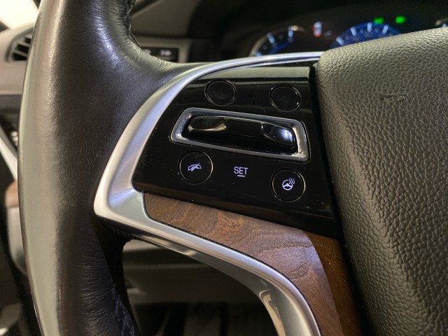 Vehicle image 19 of 24