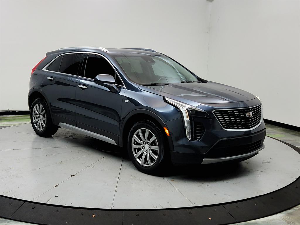 2019 Cadillac XT4 Premium Luxury Image 3 of 44