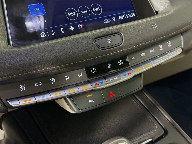 Vehicle image 17 of 34