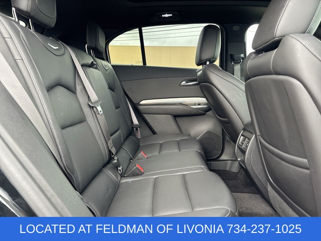 Vehicle image 26 of 34