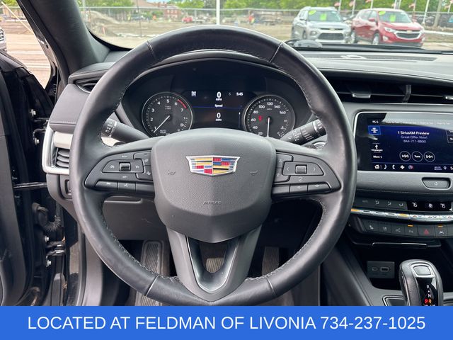 Vehicle image 11 of 34