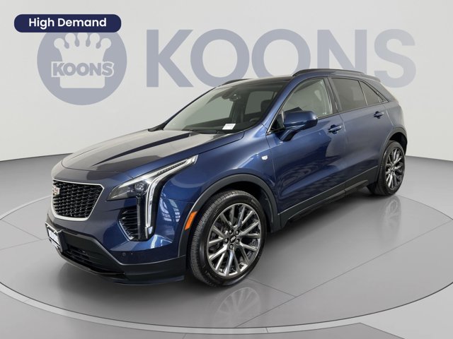 2019 Cadillac XT4 Sport Image 2 of 25