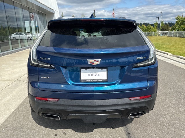 Vehicle image 7 of 21
