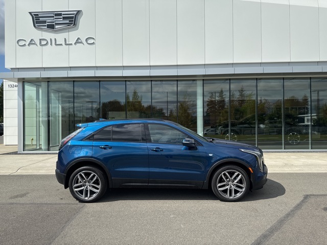 Vehicle image 4 of 21