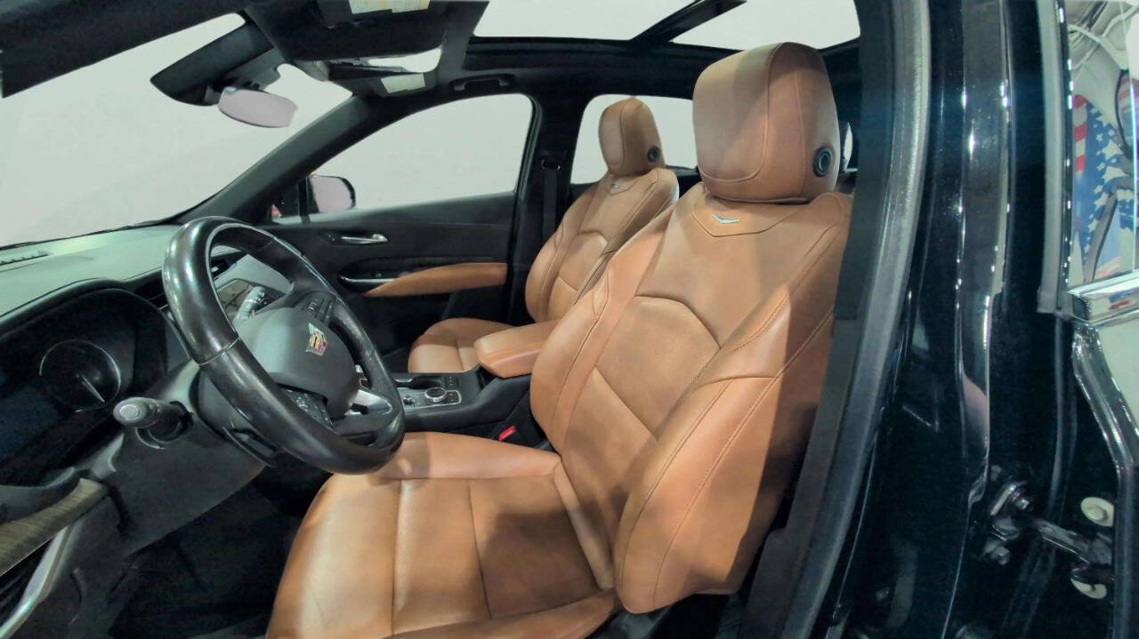 Vehicle image 14 of 40