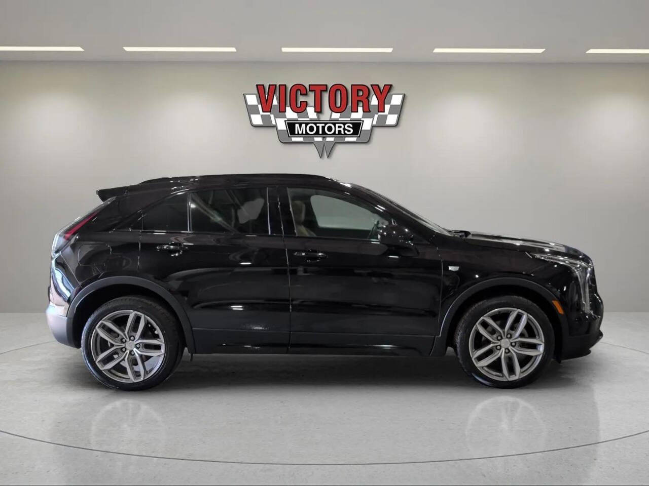 Vehicle image 3 of 40