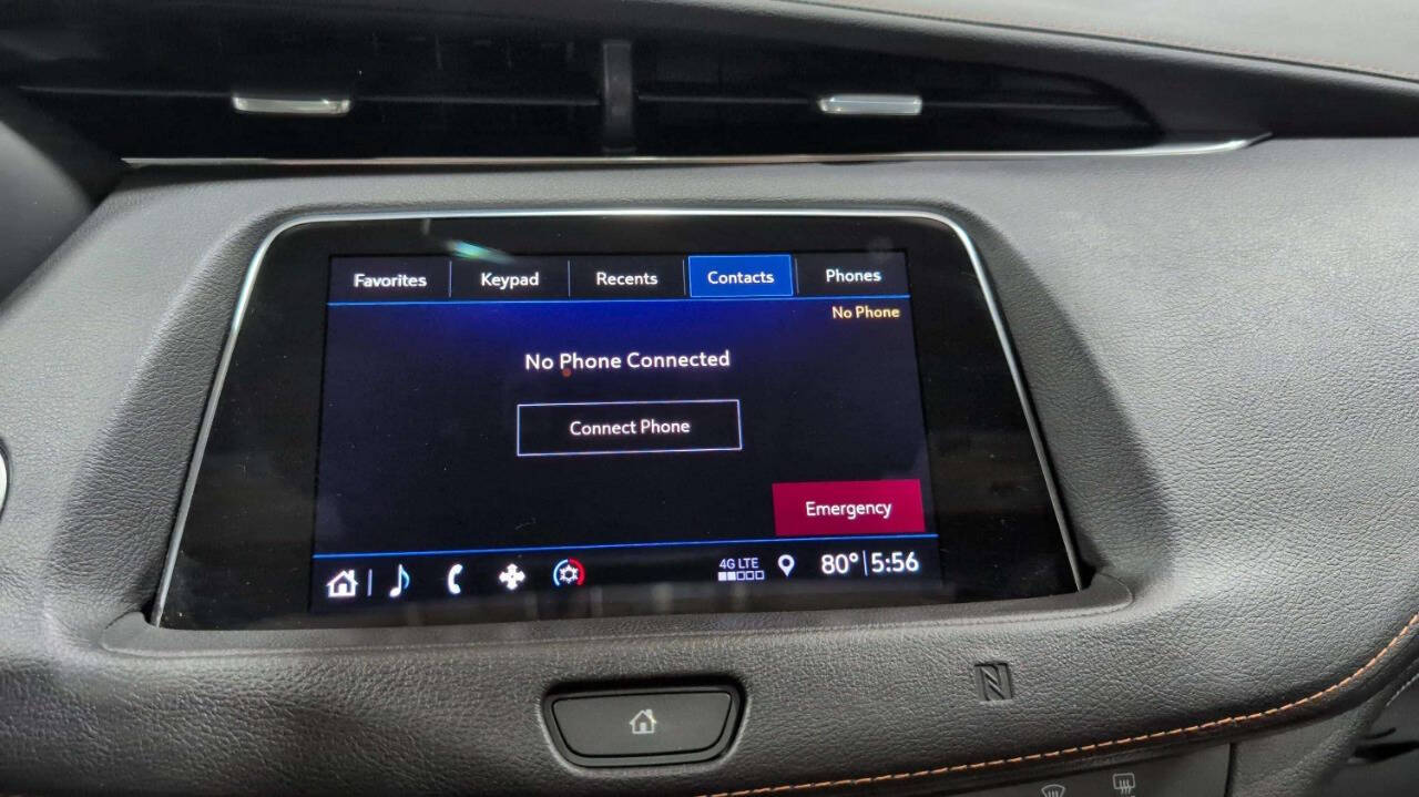 Vehicle image 20 of 40