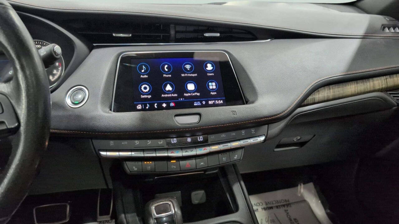 Vehicle image 19 of 40
