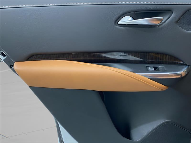 2019 Cadillac XT4 Sport Image 18 of 29