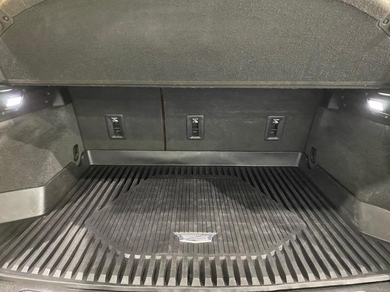 2019 Cadillac XT4 Sport Image 10 of 29