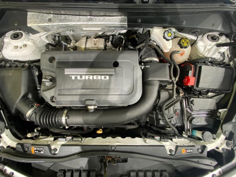 2019 Cadillac XT4 Sport Image 9 of 29