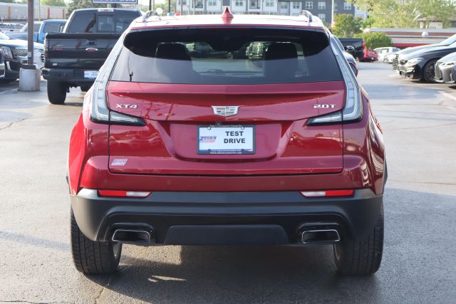 2019 Cadillac XT4 Sport Image 3 of 59