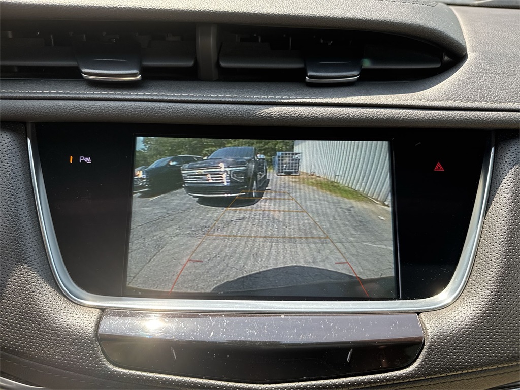 Vehicle image 19 of 35