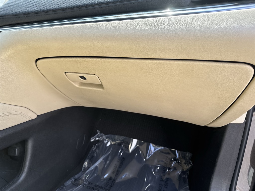 Vehicle image 29 of 35
