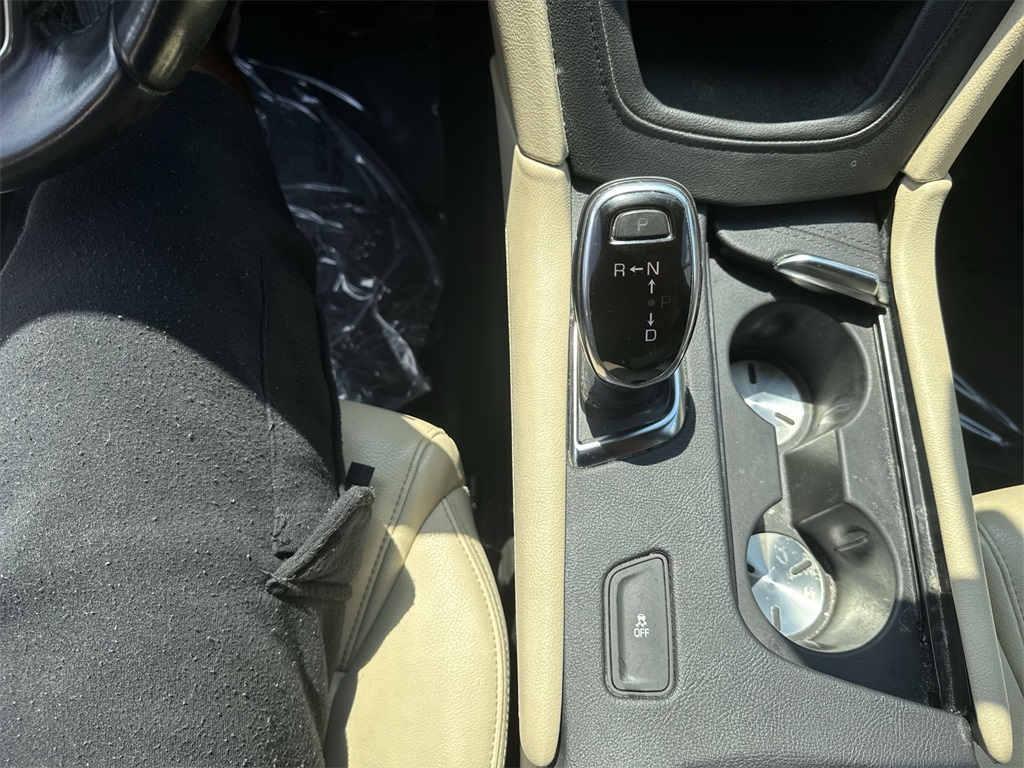 Vehicle image 23 of 35