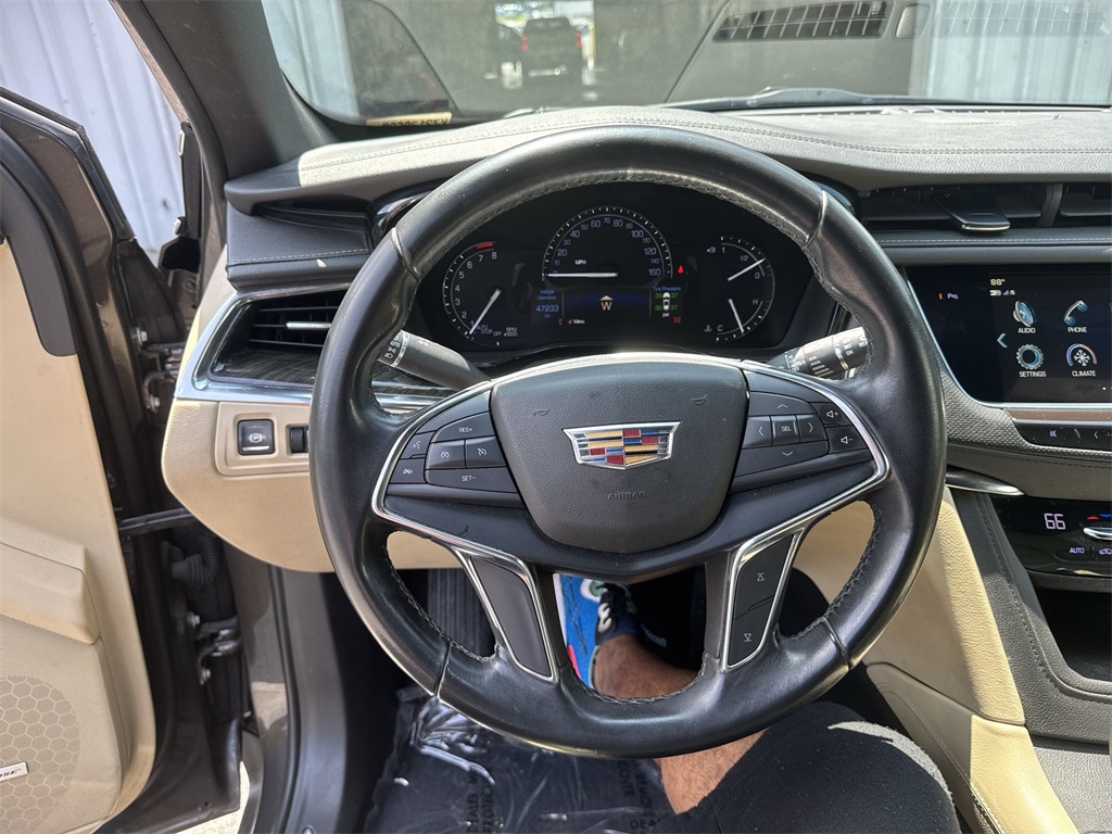 Vehicle image 16 of 35