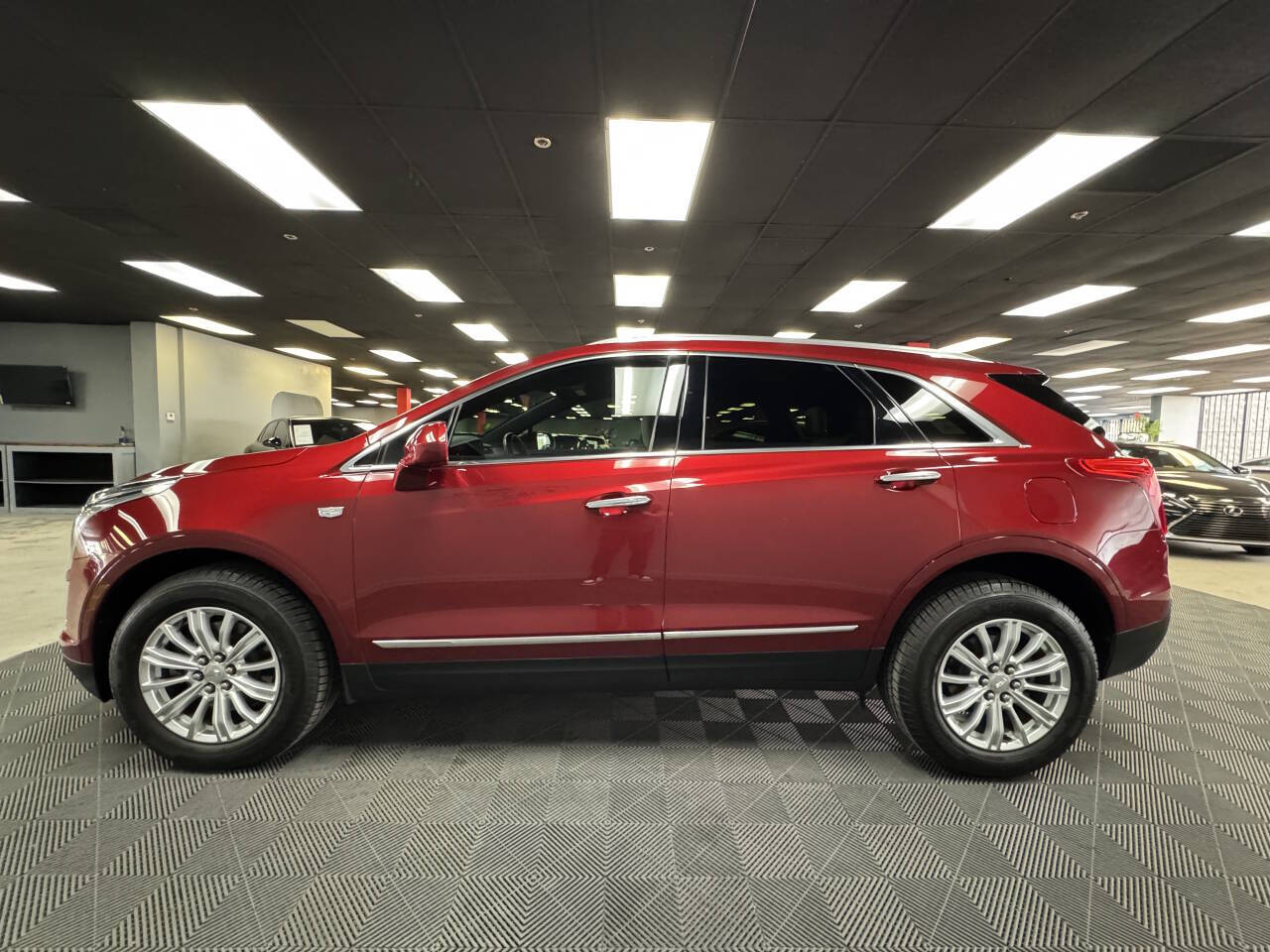 Vehicle image 14 of 59
