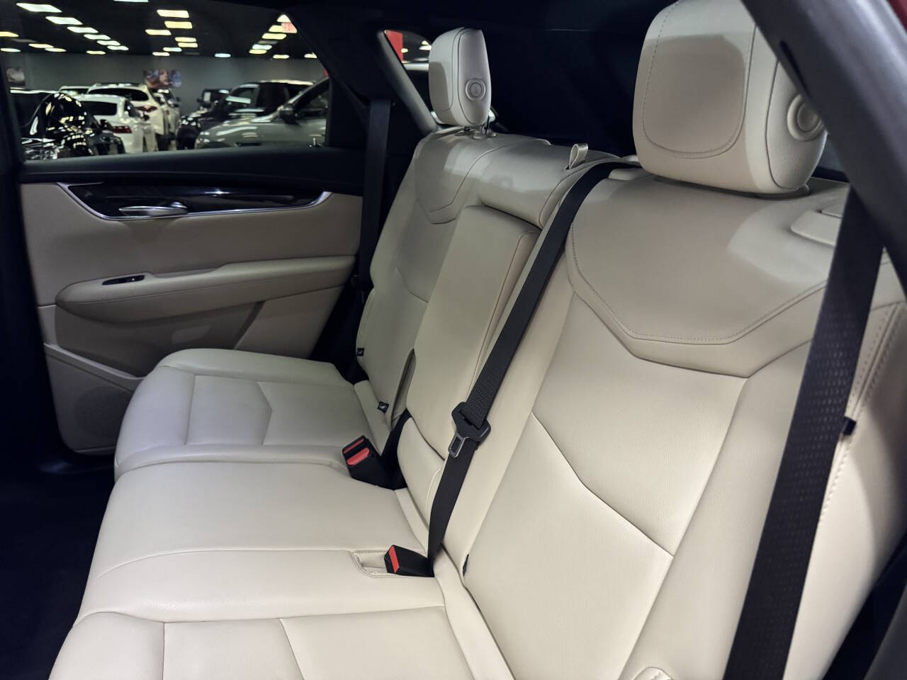 Vehicle image 49 of 59