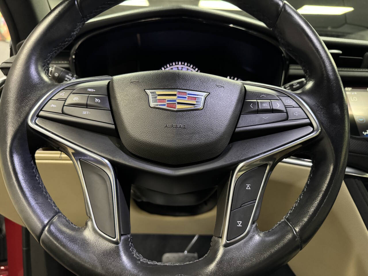 Vehicle image 22 of 59